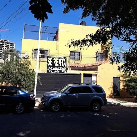 Rent this 6 bed house on Avenida Inglaterra 3190 in Arcos Sur, 44110 Guadalajara