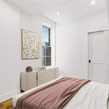 Rent this 2 bed apartment on Comodo in 23 Lexington Avenue, New York