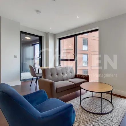 Rent this 1 bed apartment on 7 Skylines Village in London, E14 9TS