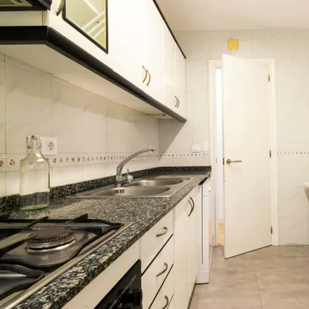 Image 1 - Carrer de la Vinyeta, 08904 l'Hospitalet de Llobregat, Spain - Apartment for rent