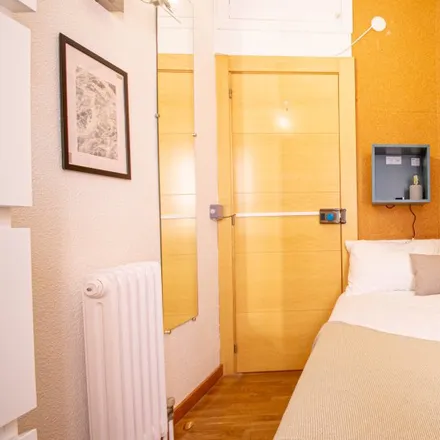 Rent this 6 bed room on Carrer de Marià Cubí in 08001 Barcelona, Spain