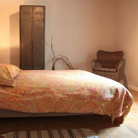 Rent this 1 bed house on Saint-Urbain in Place de l'Église, 29800 Saint-Urbain