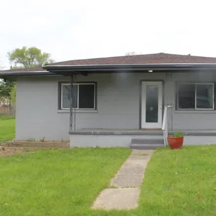 Buy this 3 bed house on 492 Glendower Avenue in Columbus, OH 43207