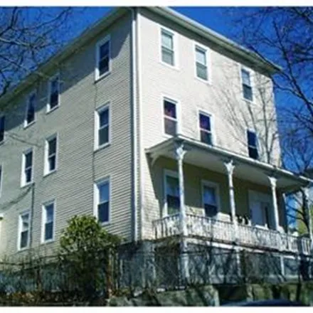 Buy this 9 bed duplex on 12 Maxwell Street in Vernon Hill, Worcester