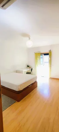 Rent this 4 bed room on Rua António Sacramento in 2785-575 Cascais, Portugal