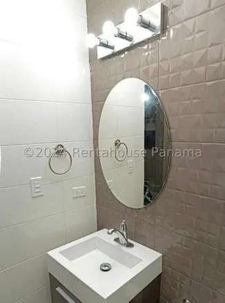 Rent this 2 bed apartment on Ph Metropolitan Park in Vía España, Pueblo Nuevo