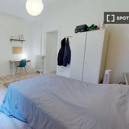 Rent this 5 bed room on 157 Rue du Faubourg Saint-Denis in 75010 Paris, France