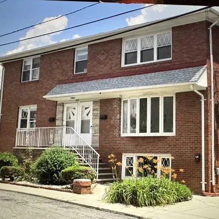 Rent this 3 bed house on 1634 Federspiel Street in Fort Lee, NJ 07024