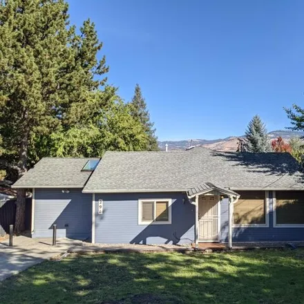 Buy this 2 bed house on 330 East Hersey Street in Ashland, OR 97520