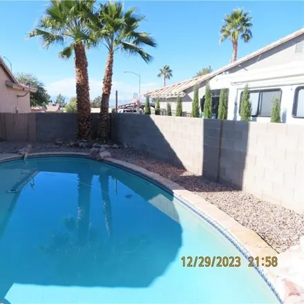 Image 4 - 100 Ringlore Drive, Henderson, NV 89015, USA - House for rent