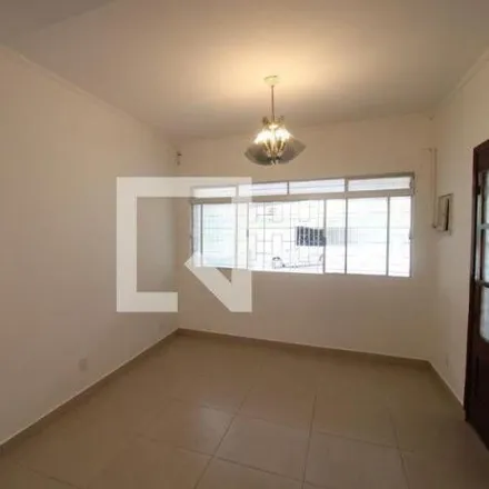 Buy this 2 bed house on Rua Francisco Lipi 468 in Parada Inglesa, Região Geográfica Intermediária de São Paulo - SP