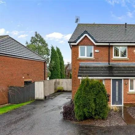 Buy this 3 bed duplex on Galloway Drive in Upholland, WN8 0DZ