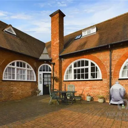 Image 7 - Dorman Close, Northampton, NN3 6QG, United Kingdom - Townhouse for sale