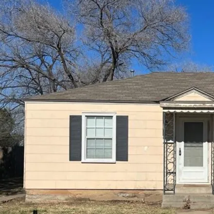 Image 1 - 2468 29th Street, Lubbock, TX 79411, USA - House for rent