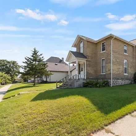 Buy this 6 bed duplex on 430 West Conant Street in Portage, WI 53901