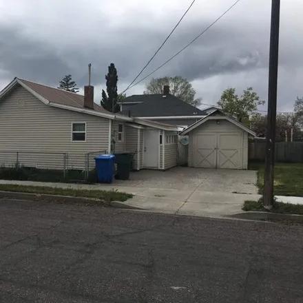 Image 3 - 590 West Young Street, Pocatello, ID 83204, USA - House for sale