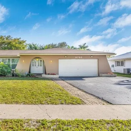 Buy this 4 bed house on 6760 Sw 16th St in Plantation, Florida