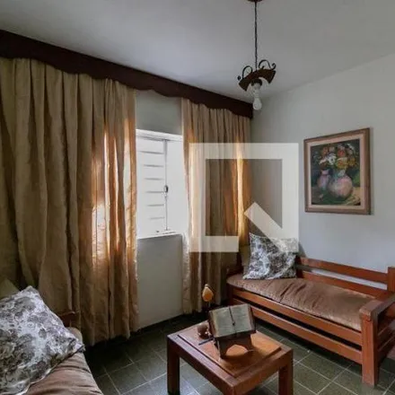 Buy this 6 bed house on Rua Pinheiro Chagas in Barreiro, Belo Horizonte - MG