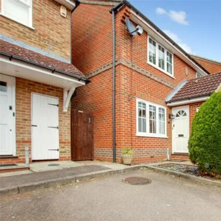 Buy this 2 bed house on Cheriton Close in London, EN4 9TX