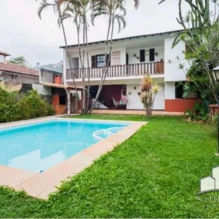 Image 2 - Estrada do Calembe, Nogueira, Petrópolis - RJ, 25730-203, Brazil - House for sale