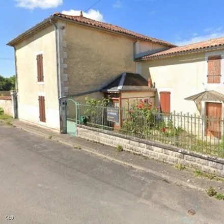 Image 2 - Villefagnan, Charente, France - House for sale