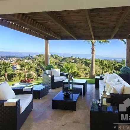 Image 1 - Villa Mauvarre, Grand Boulevard de Super Cannes, 06220 Cannes, France - Apartment for rent