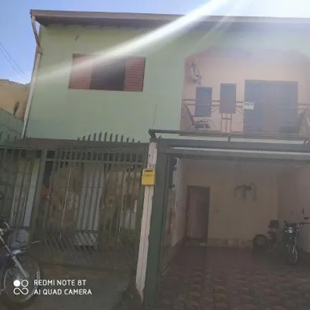 Buy this 3 bed house on Rua Saulo Inacio de Carvalho in Estância Poços de Caldas, Poços de Caldas - MG
