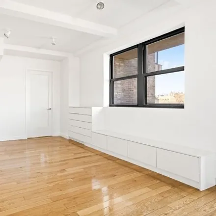 Image 2 - 2101 Frederick Douglass Boulevard, New York, NY 10026, USA - Condo for sale