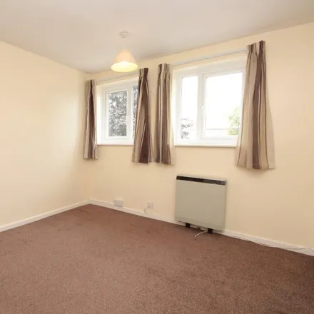 Image 4 - Edison Road, Stafford, ST16 3ND, United Kingdom - Apartment for rent