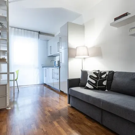 Image 7 - Via Benaco 24 - Apartment for rent