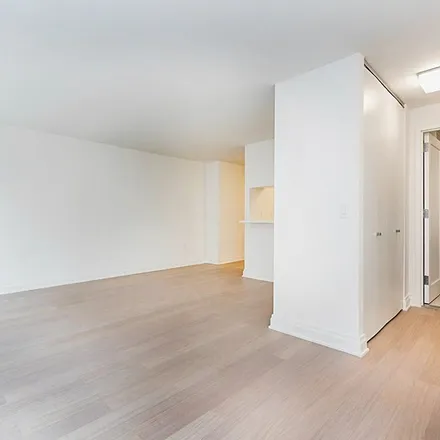 Rent this 1 bed apartment on Fairway Market in 240 East 86th Street, New York