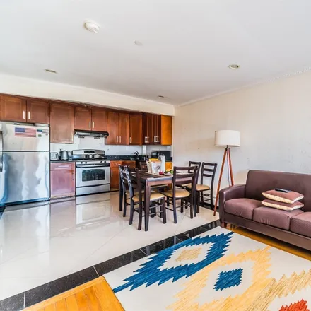 Image 5 - 48th Street & Queens Boulevard, 48th Street, New York, NY 11378, USA - Condo for sale
