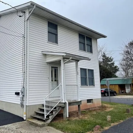 Rent this 3 bed house on Middle Street in Cunningham Acres, Taneytown