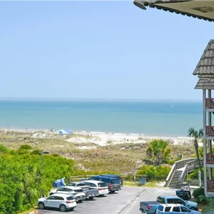 Image 3 - Hilton Head Island Beach & Tennis Resort, 40 Folly Field Road, Hilton Head Island, SC 29928, USA - Condo for sale