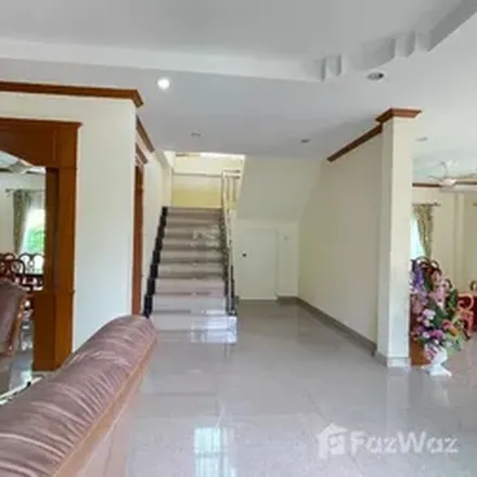 Rent this 5 bed apartment on unnamed road in Chon Buri Province 20250, Thailand