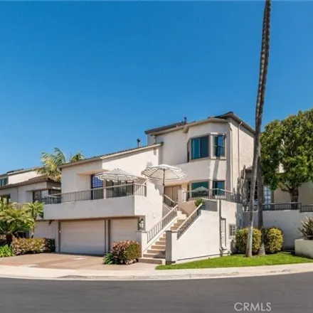 Image 2 - 66, 68, 70, 72 Ocean Vista, Newport Beach, CA 92660, USA - Condo for rent