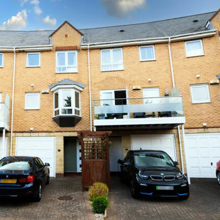 Buy this 3 bed townhouse on Chandlers Way in Penarth, CF64 1SP