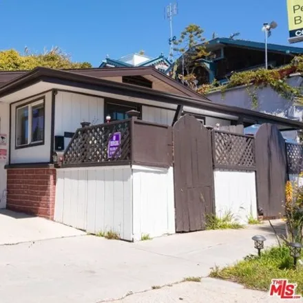 Buy this 6 bed house on Meta Street in Ventura, CA 93001