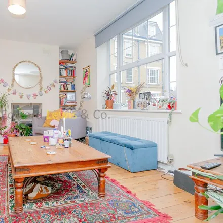Rent this 3 bed apartment on Cambridge Court in Cambridge Heath Road, London