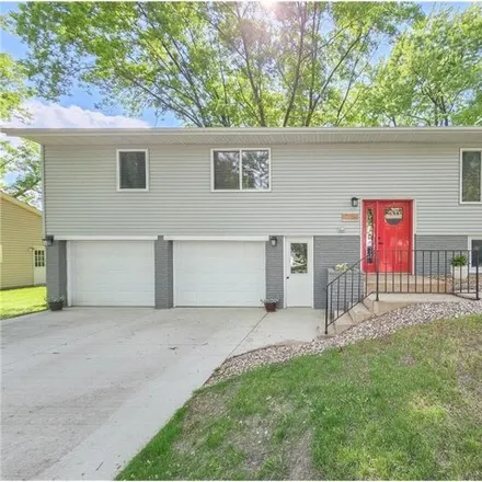 Buy this 3 bed house on 1252 South Halvorson Street in Redwood Falls, MN 56283