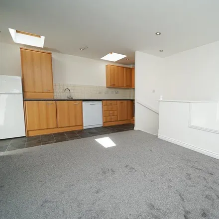 Image 4 - Reeve Close, Leighton Buzzard, LU7 4RX, United Kingdom - Apartment for rent