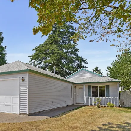 Buy this 3 bed house on 3011 Southeast 81st Avenue in Portland, OR 97206