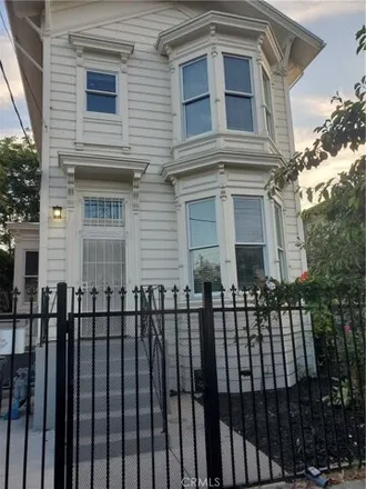 Buy this studio apartment on 1537 9th Street in Oakland, CA 94626