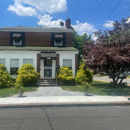 Buy this 4 bed house on AutoZone in East 36th Street, Penn Rose