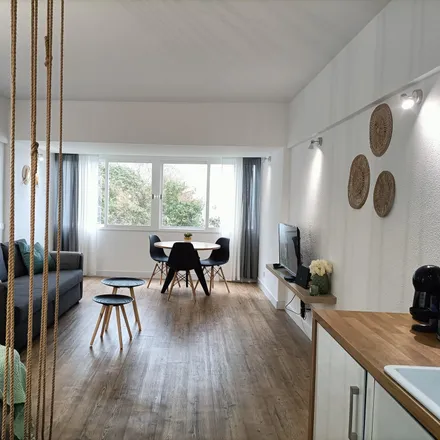 Rent this studio apartment on Parque de Estacionamento Califórnia in Rua Navegador Rodrigues Soromenho, 2970-773 Sesimbra