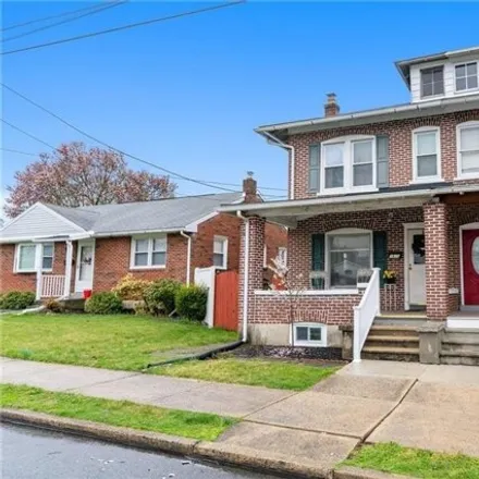 Image 1 - 1949 South Spruce Street, Allentown, PA 18103, USA - House for sale