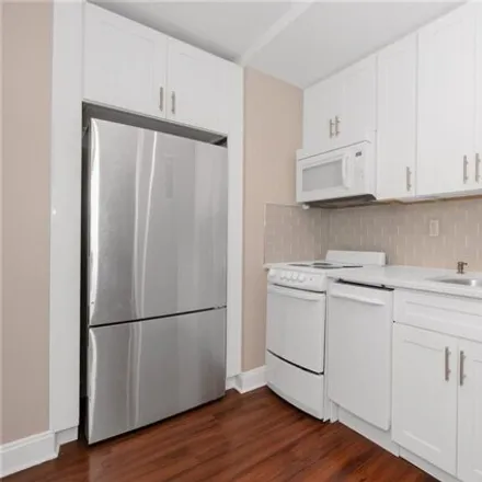 Rent this studio apartment on 12 Old Mamaroneck Road in City of White Plains, NY 10605