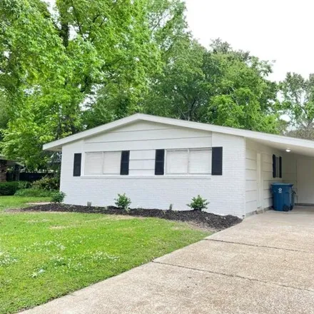 Rent this 3 bed house on 406 Normandy Road in Lafayette, LA 70503