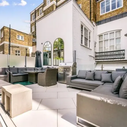 Image 3 - 6 Upper Belgrave Street, London, SW1X 8AB, United Kingdom - Apartment for rent