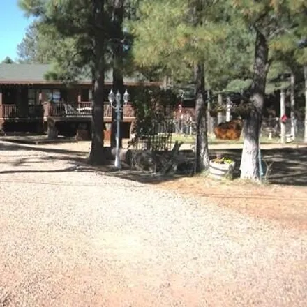 Image 2 - 2082 Forest Park Drive, Navajo County, AZ 85933, USA - House for sale